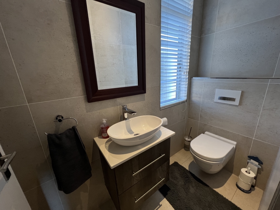 4 Bedroom Property for Sale in Nahoon Eastern Cape